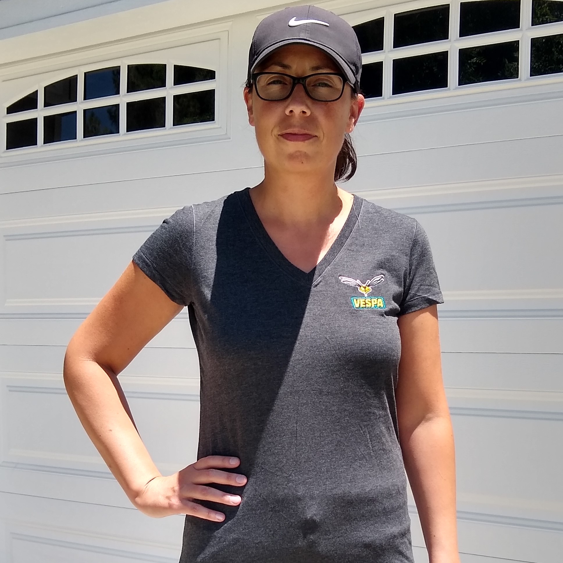 Women's Embroided V-Neck Cotton Tee